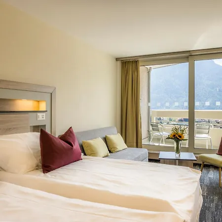 Metropole 4*
