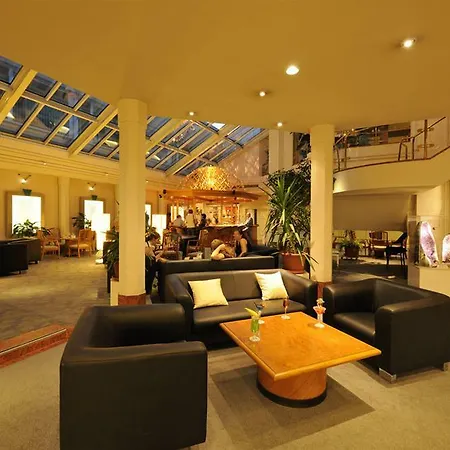 Metropole Hotel 4*