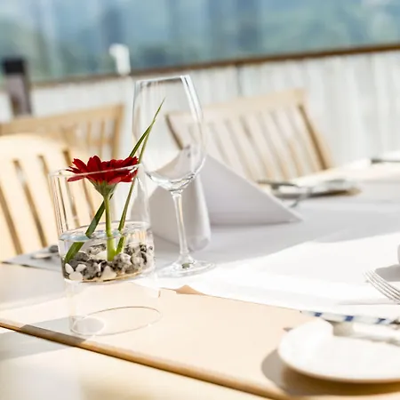 Metropole Hotel 4*