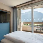 Metropole Hotell 4*