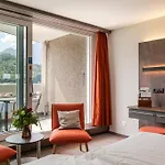 Hotell Metropole 4*