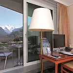 Metropole 4*