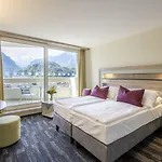 Metropole Hotell 4*